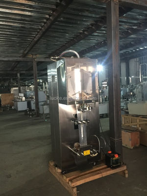 Machine de remplissage à tension 220V-380V/50HZ-60HZ pour emballage et remplissage automatique de sacs à eau